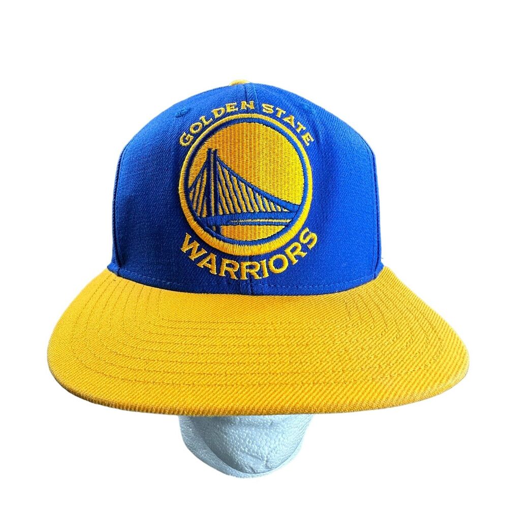 Mitchell & Ness NBA Golden State Warriors HWC Cropped XL Curry Auto Snapback Hat